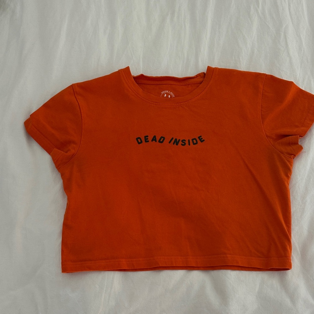 Dead inside crop top M